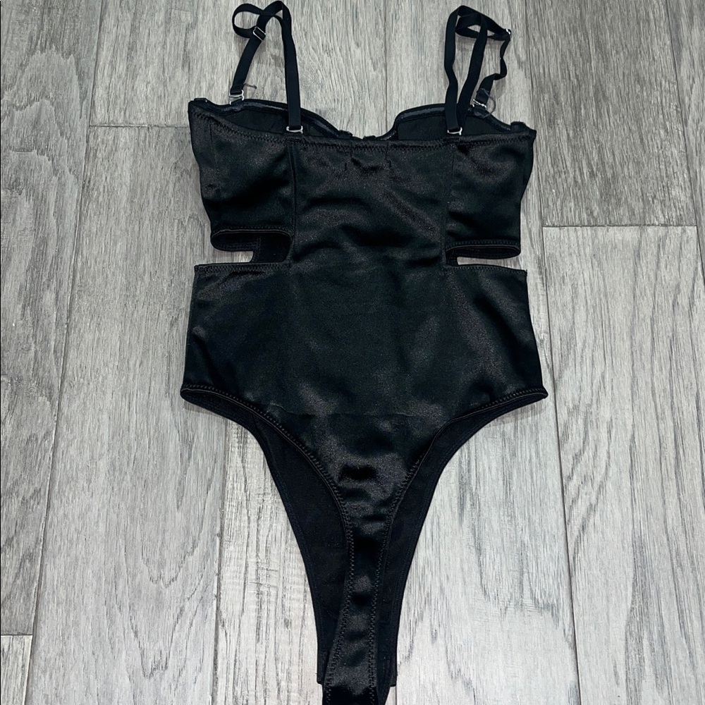 Bodysuit - Picture 2 of 4